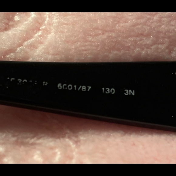 Beautiful Tiffany Sunglasses - Picture 8 of 8